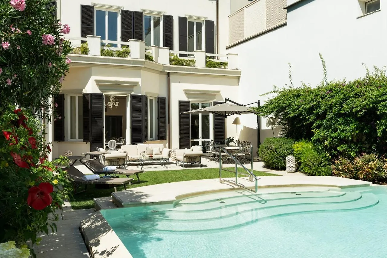 Luxury Villa Manin Viareggio | Una Esperienze