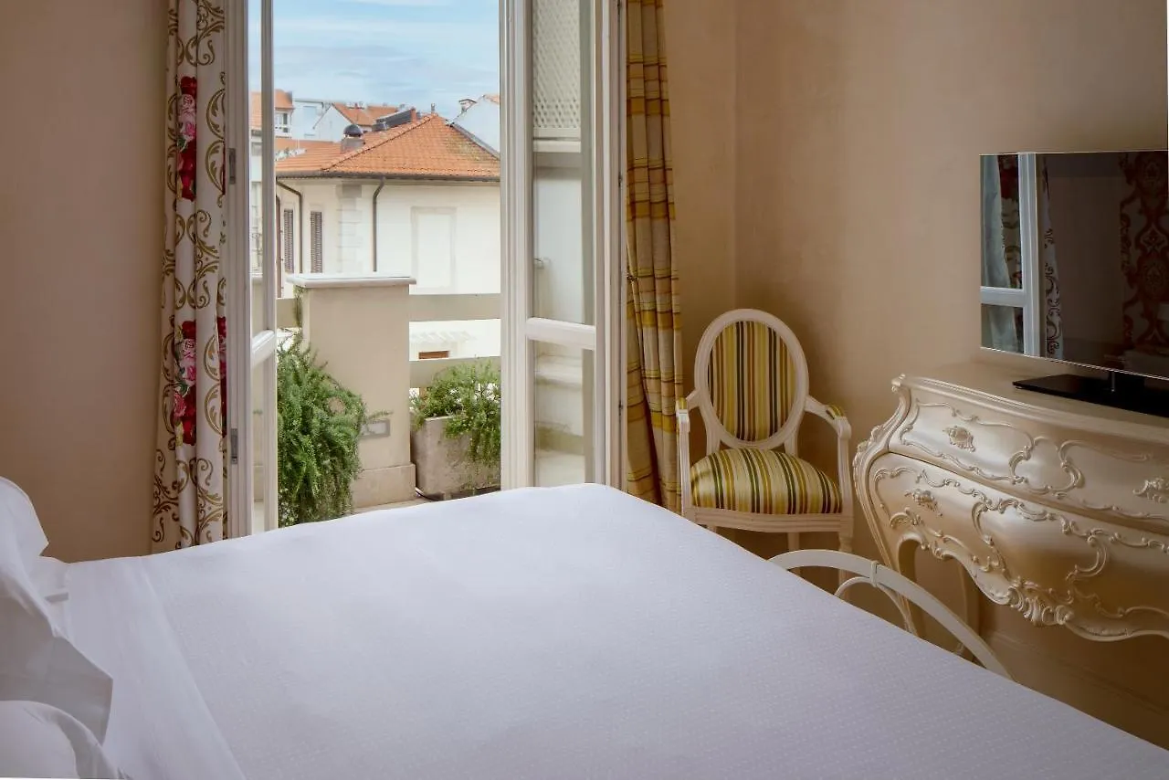Luxury Villa Manin Viareggio | Una Esperienze